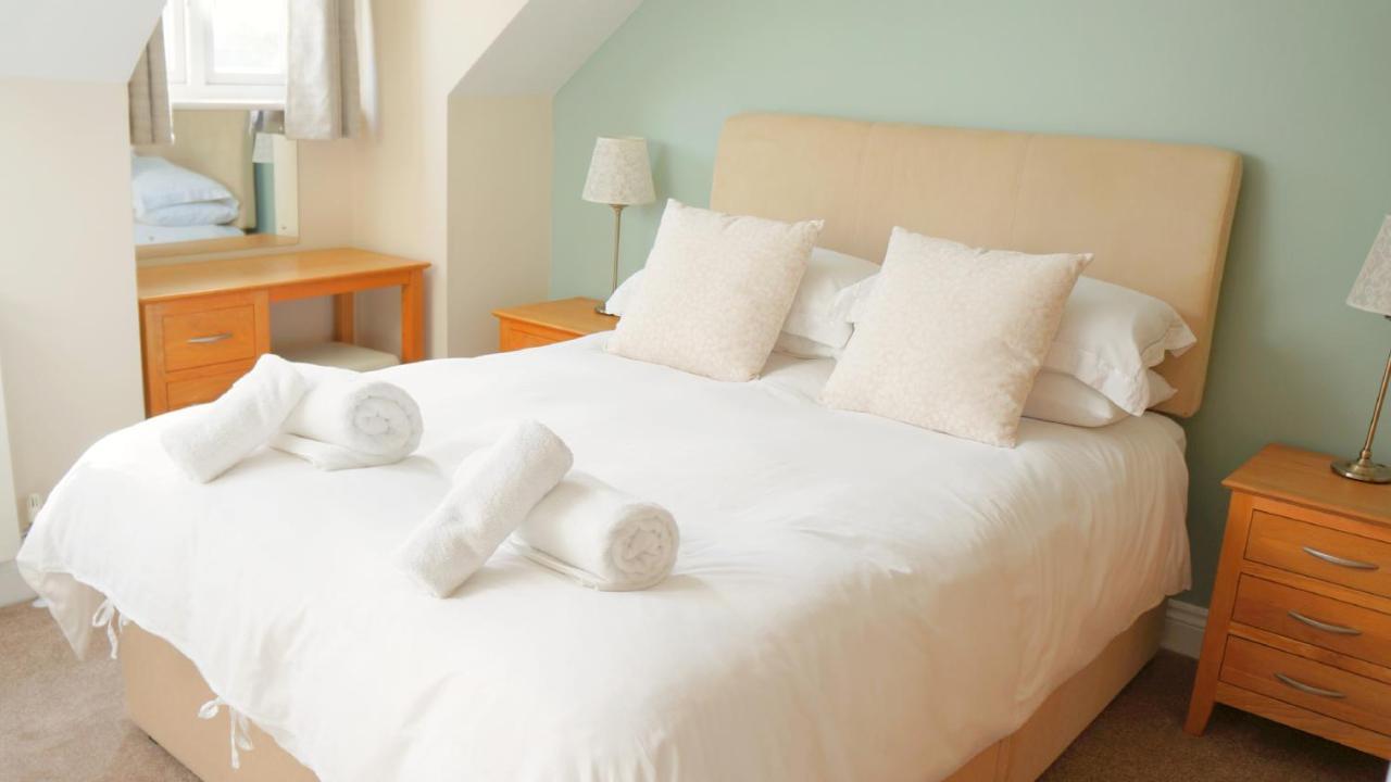 Ellingham Self-Catering Cottages Saint Peter Port Екстериор снимка