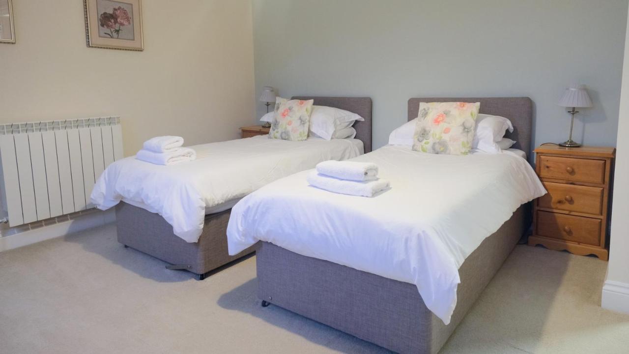 Ellingham Self-Catering Cottages Saint Peter Port Екстериор снимка