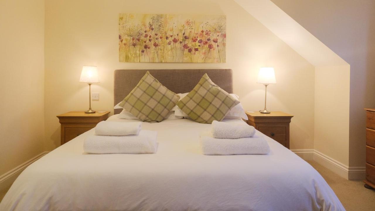 Ellingham Self-Catering Cottages Saint Peter Port Екстериор снимка