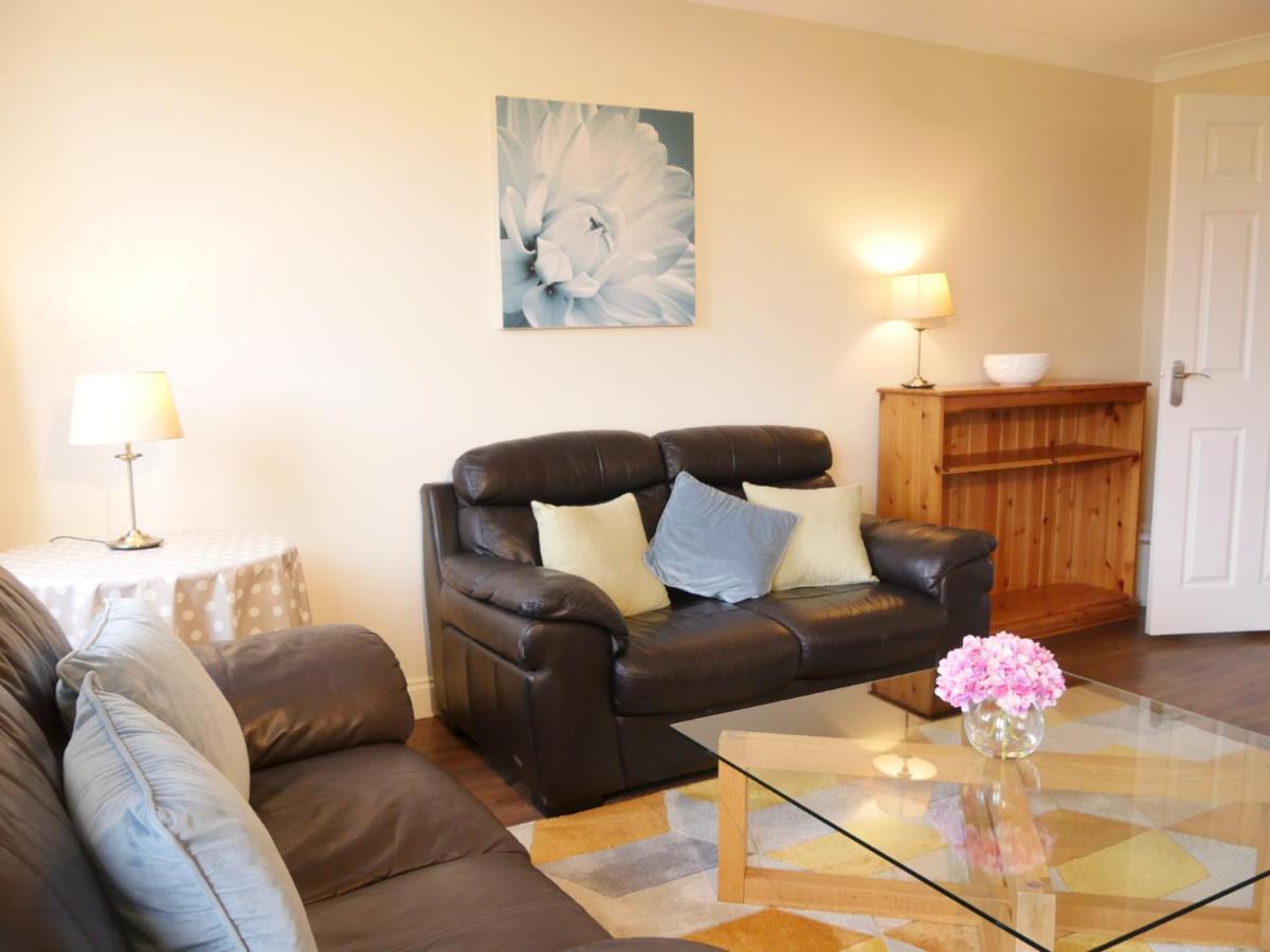 Ellingham Self-Catering Cottages Saint Peter Port Екстериор снимка