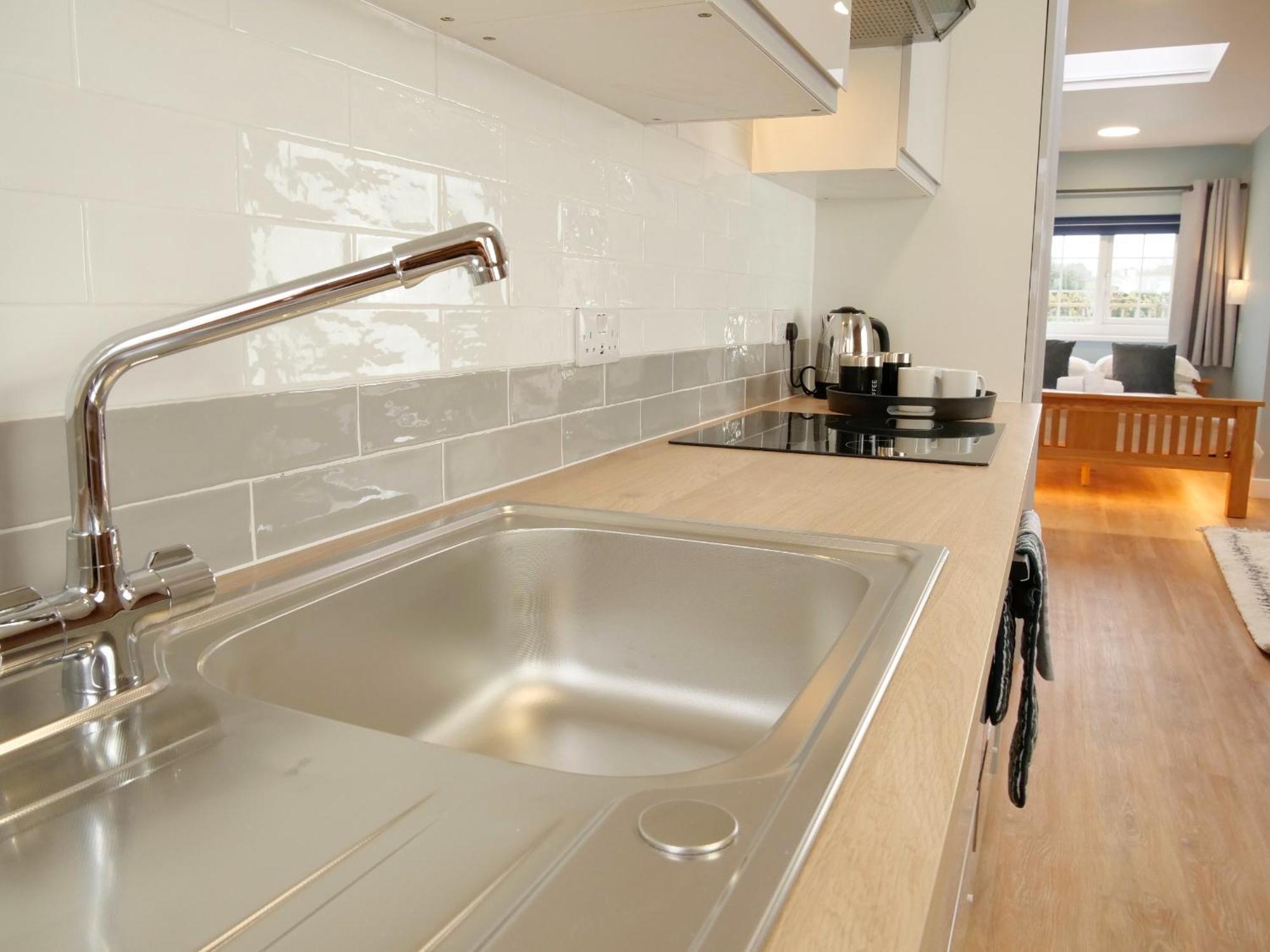 Ellingham Self-Catering Cottages Saint Peter Port Стая снимка