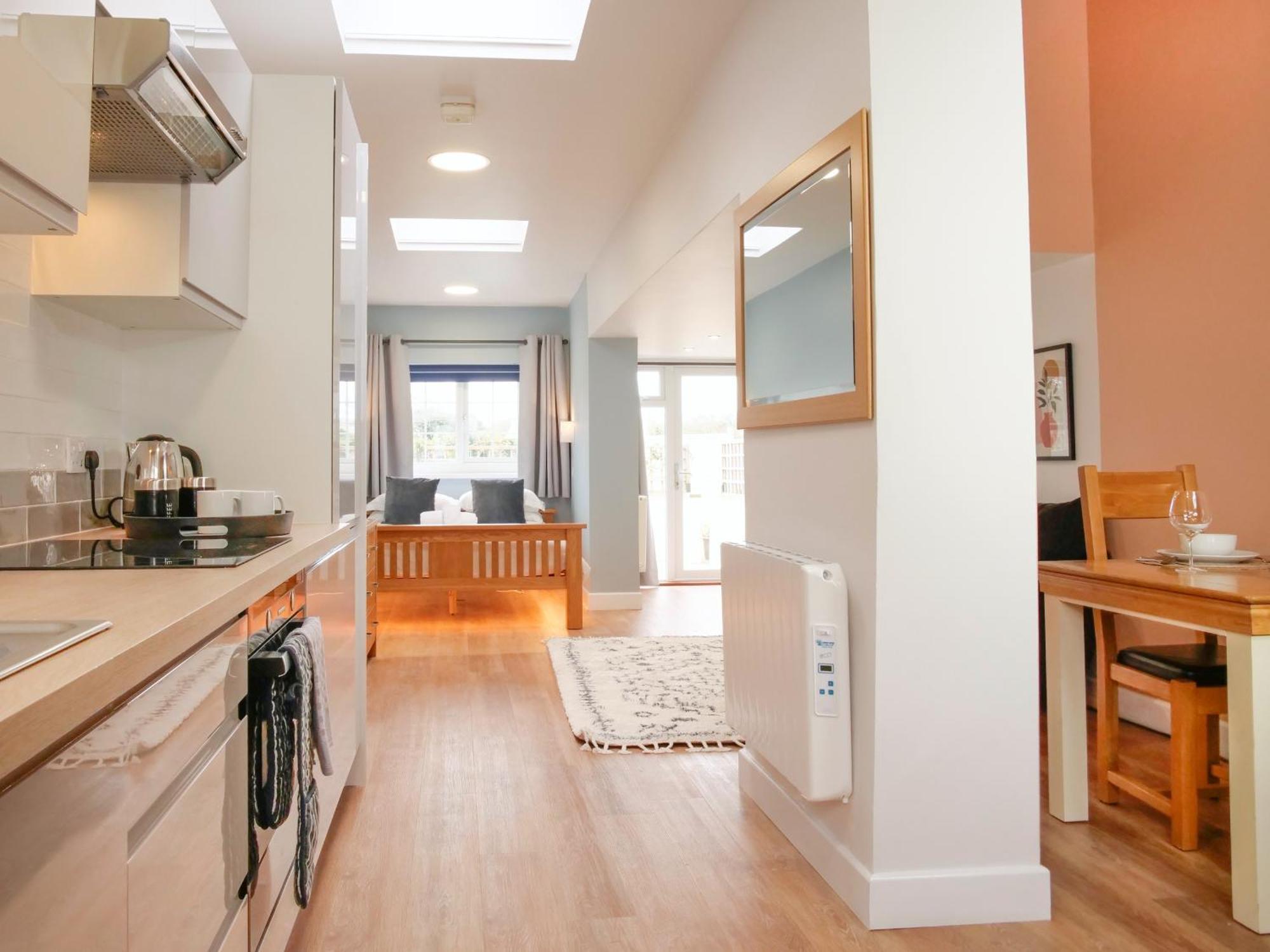 Ellingham Self-Catering Cottages Saint Peter Port Стая снимка