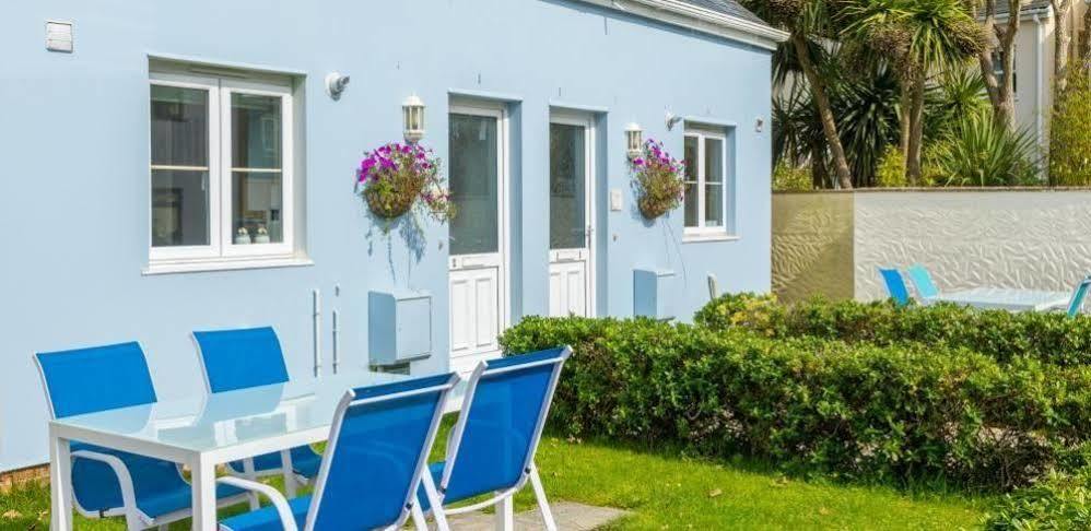 Ellingham Self-Catering Cottages Saint Peter Port Екстериор снимка
