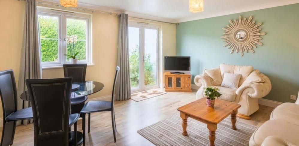 Ellingham Self-Catering Cottages Saint Peter Port Екстериор снимка