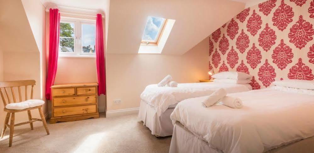 Ellingham Self-Catering Cottages Saint Peter Port Екстериор снимка